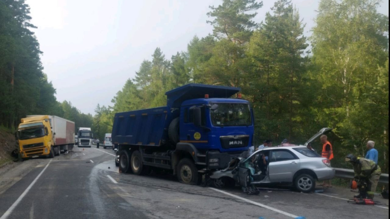 10 человек погибло в авариях на дорогах Приангарья за неделю